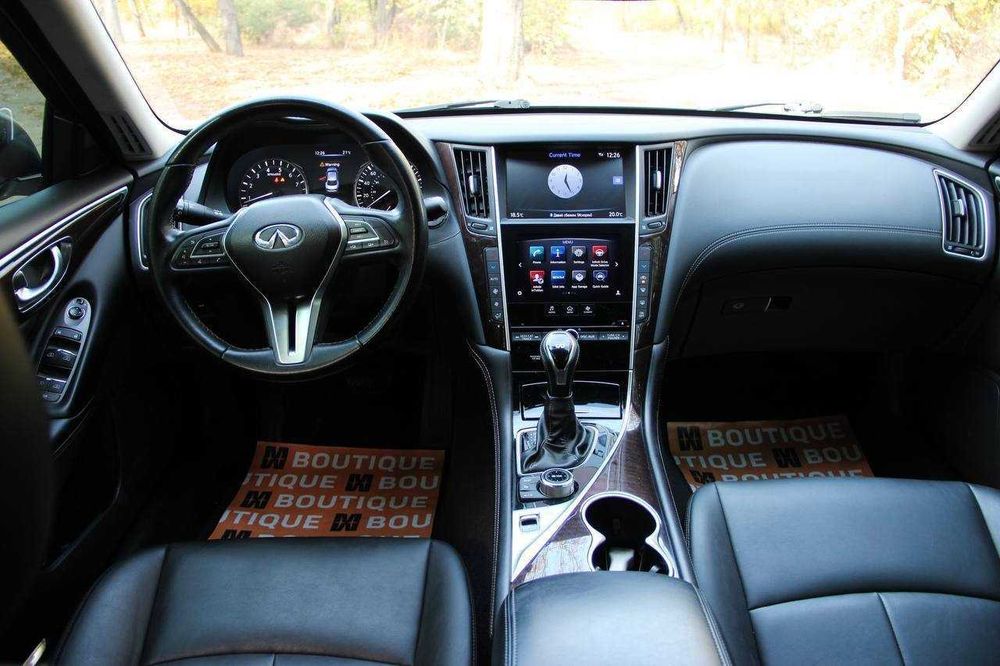 Infiniti Q50 2017
