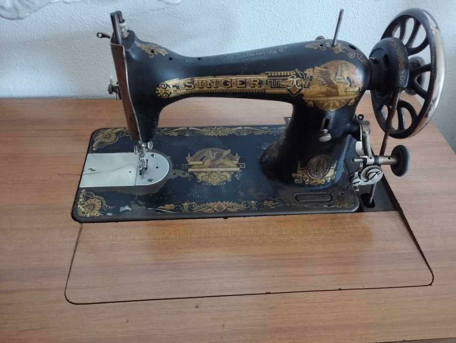 Máquina de costura Singer