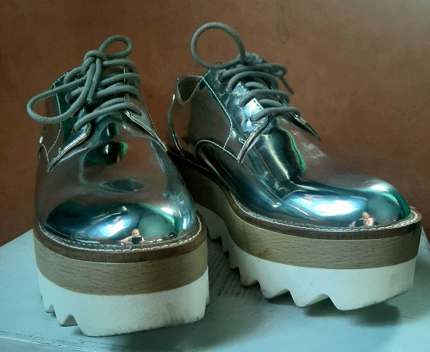 Buty oksfordki srebrne