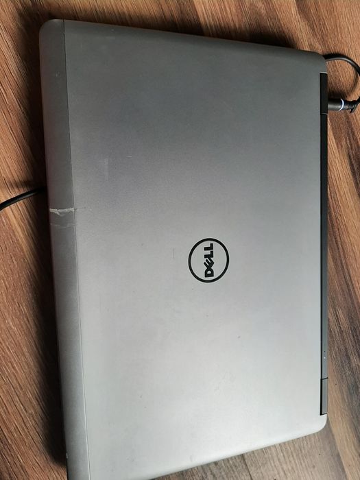 Zestaw  laptopów  cena za 3 sztuki
