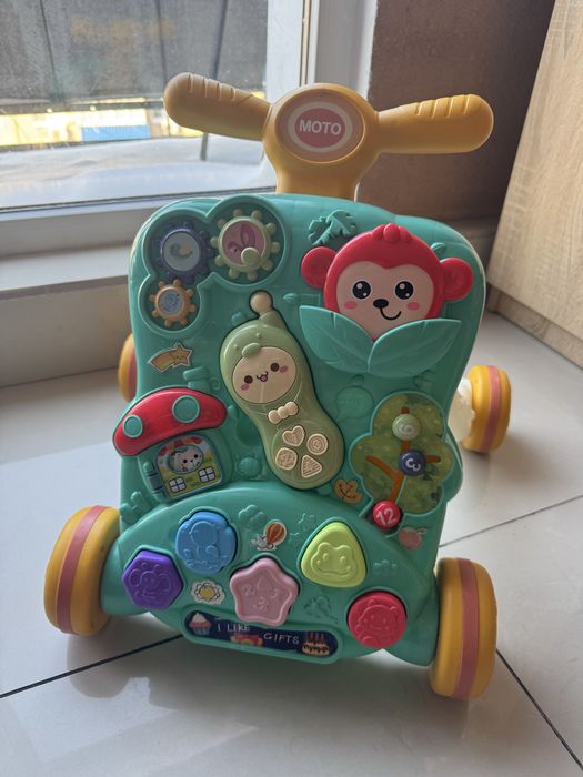 Ходунки-каталка.