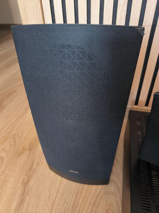 Zestaw amplitunera kina domowego 5.1 Philips fr740/00