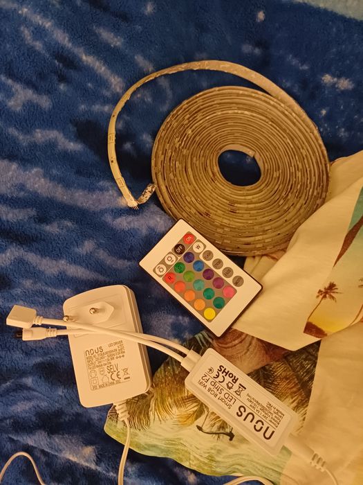 Led стрічка б/в. Працює.  Яскраво світить.