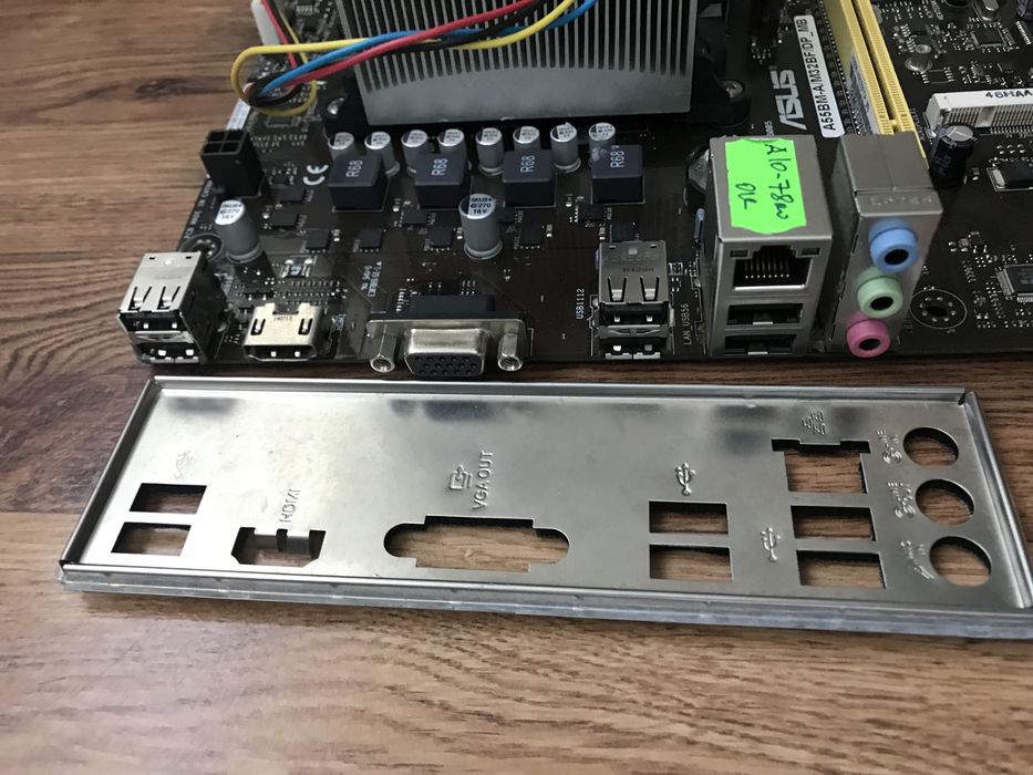 AMD A10-7800(4 core)процесор,8GB,материнська плата Asus A55-BM/кулер