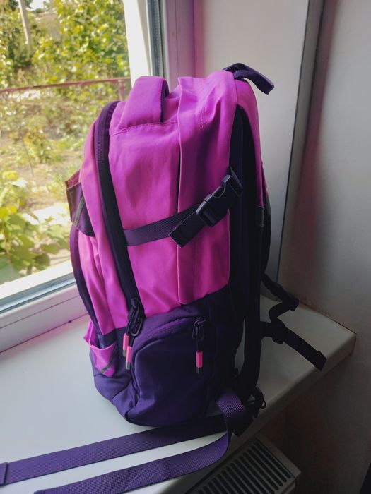 Продам портфель .