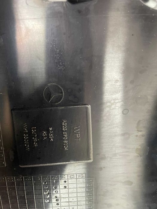 Proteção da soleira do porta mala Mercedes-Benz W205 (2017)