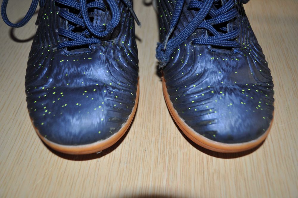 Buty młodzieżowe sportowe, halowe rozm.37