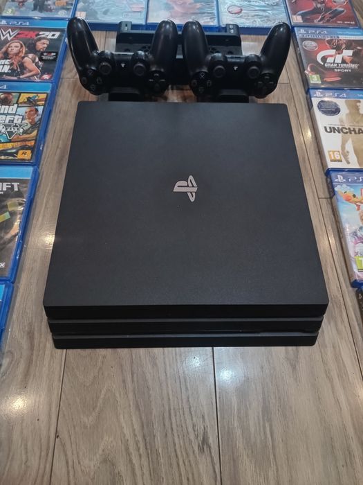 PS4 PRO, PlayStation w super stanie. Najlepszy model. SSD.