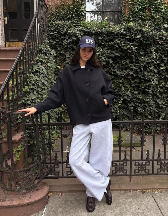 Фетрова куртка з рукавами летюча миша bershka