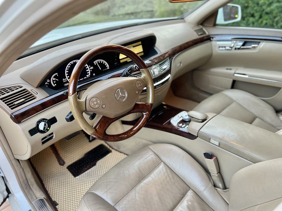 Mercedes-Benz S350 w221