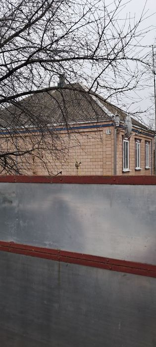 Продаж будинку в центрі селеща Драбів