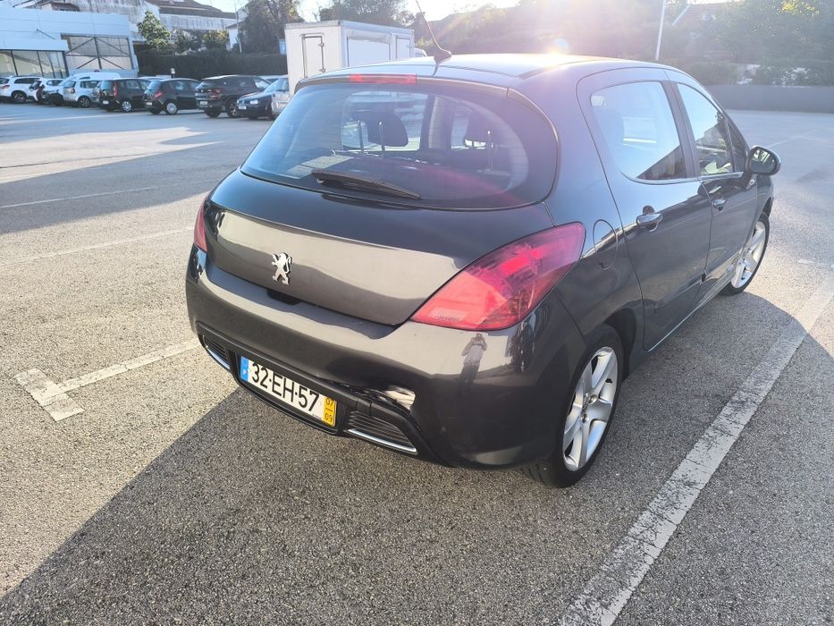 Peugeot 308 1.6hdi fap — photo 3