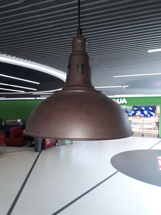 Світильник для стелі