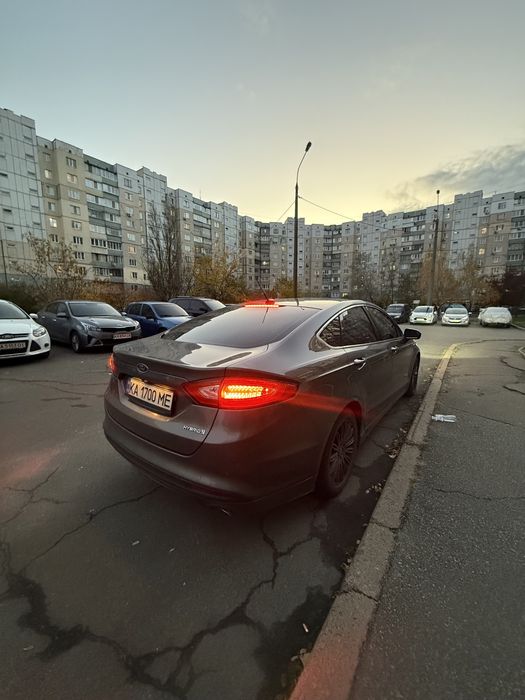Ford Fusion 2013 Hybrid