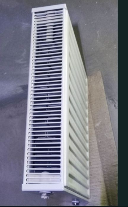 Продам  стальной радиатор!