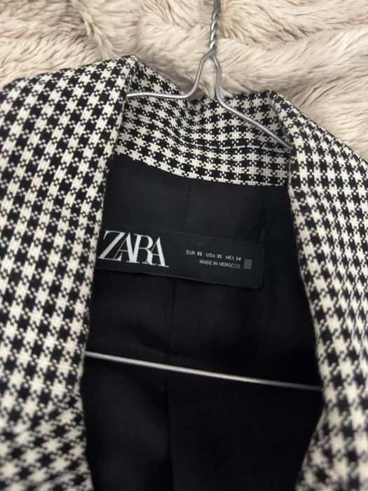Піджак Zara в клітинчастому принті