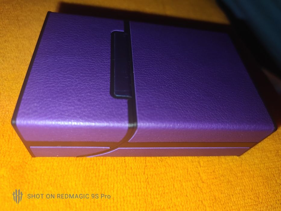 Caixa para Cigarros Roxa de Pele PU Nova