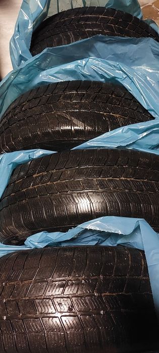 Opony zimowe wielosezonowe barum 215/65/16