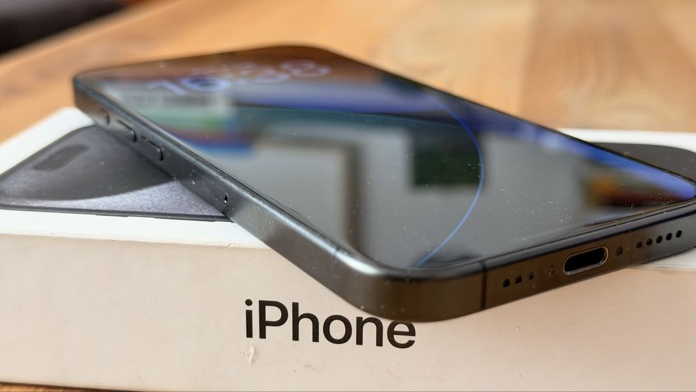 iPhone 15 Pro 128GB Black Titanium • 87% • Stan BDB • Bez blokad