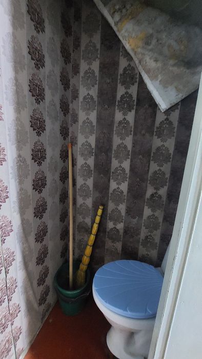 Продам 2-кімнатну квартиру. Вул.Покровська,28