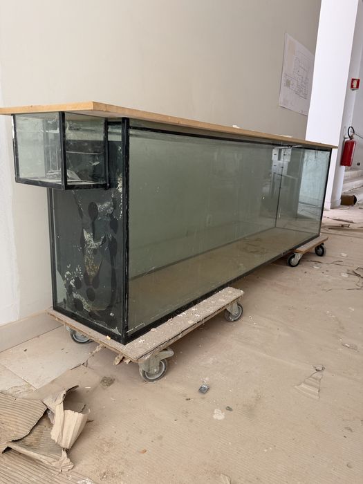 Aquario 2,2x0,4x0,7 movel + sump + 2 bombas circ + 2 termoestato