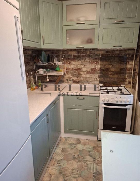 Продається 2-кімнатна квартира біля м. Чернігівська! вул. Солов’яненка