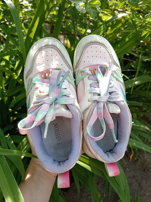 Кросівки, кроси розмір 34, на дівчинку  устілка 21,2