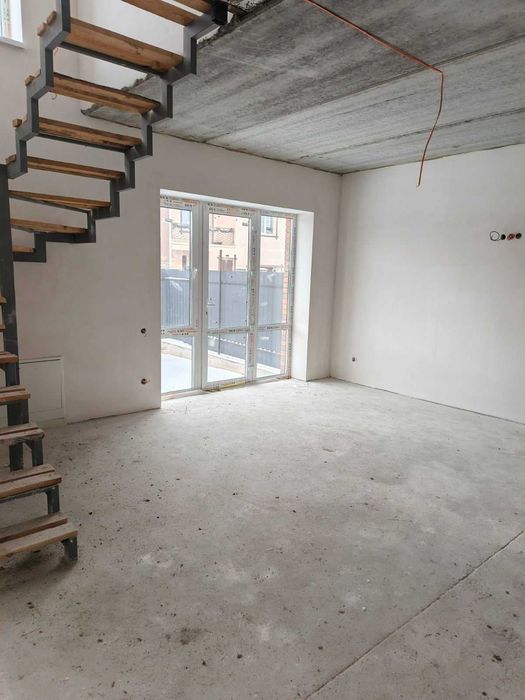 Продам дуплекс на вул.Квітки Цисик 2154