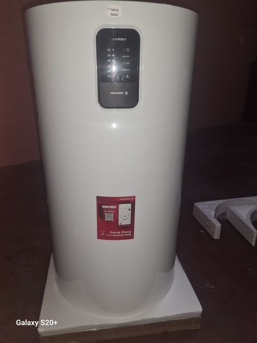 Termo acumulador  cilindro Ariston lydos wifi 100l