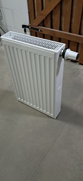 Grzejnik stalowy KERMI V22 600x400