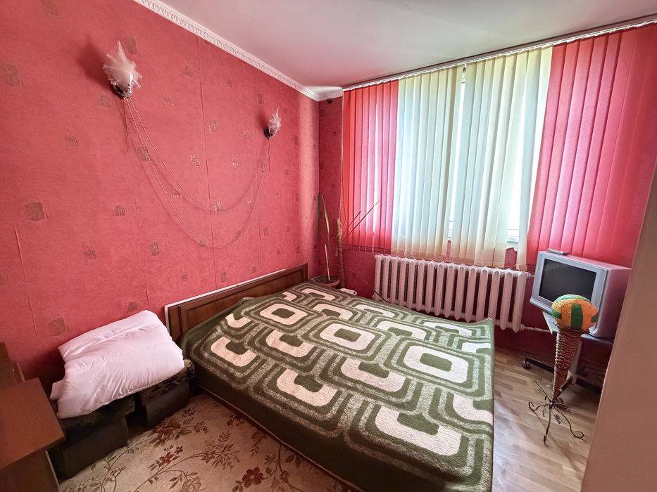 Продам 2к квартиру на Намиві