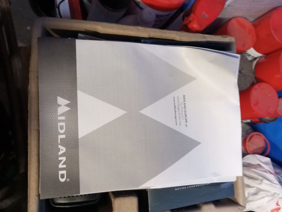 RÁDIO CB ALAN MIDLAND M-ZERO multi é um rádio móvel de 40 canais