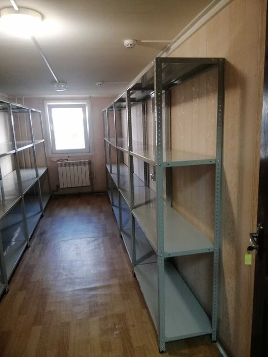 Стелажі для дому