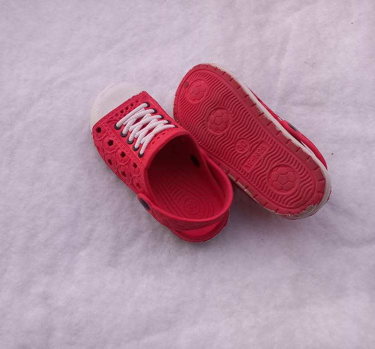 Crocs de criança 30