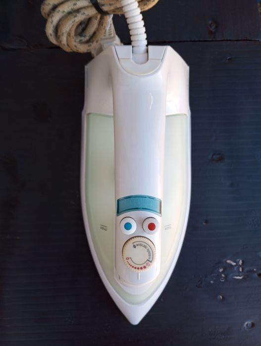 Ferro de engomar a vapor Braun