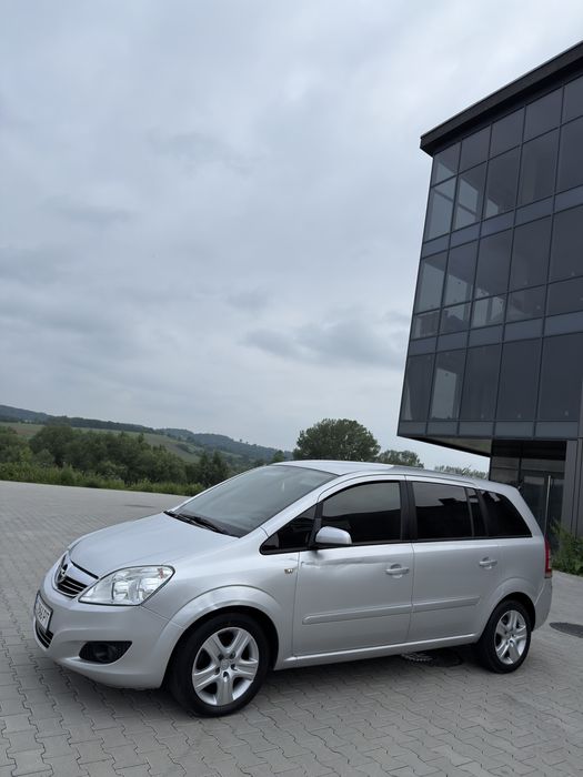 Opel Zafira 2010