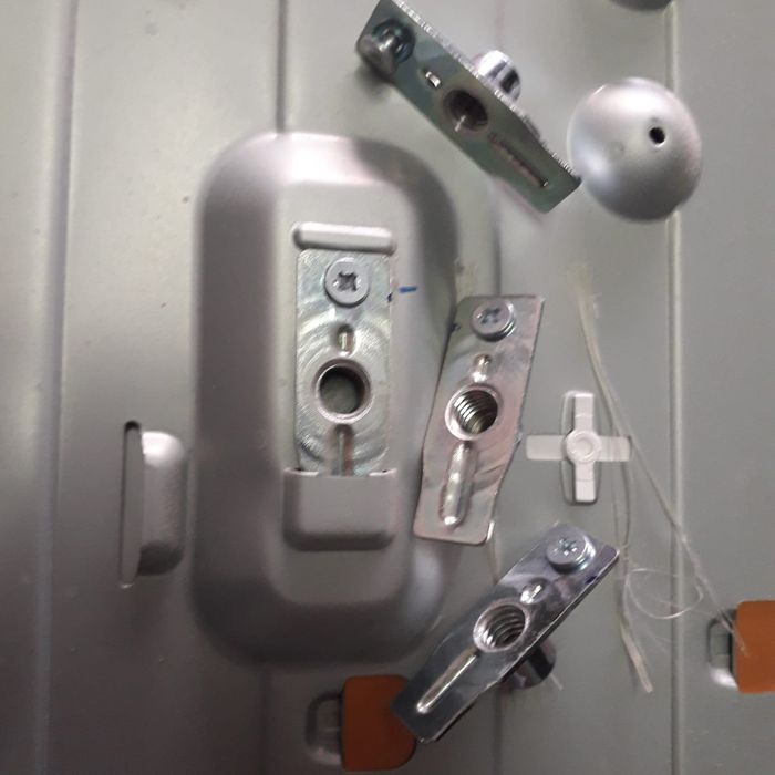 Peças de TV Samsung de 42 ate 55   parafusos