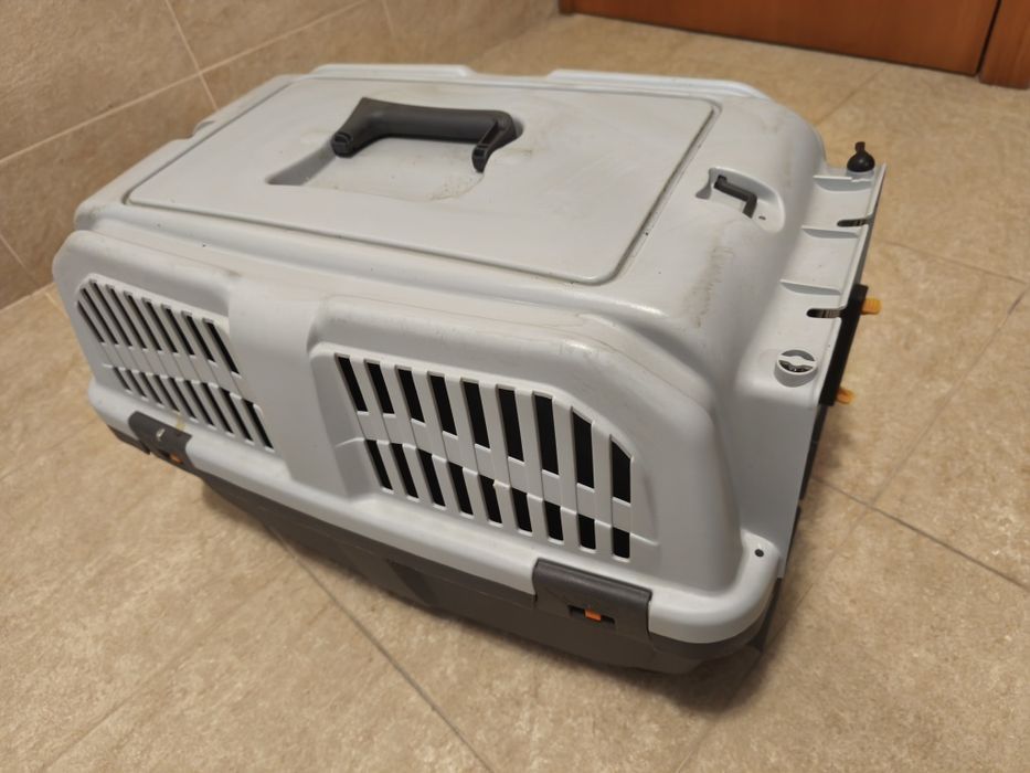 Caixa transportadora de animais (cão, gato)