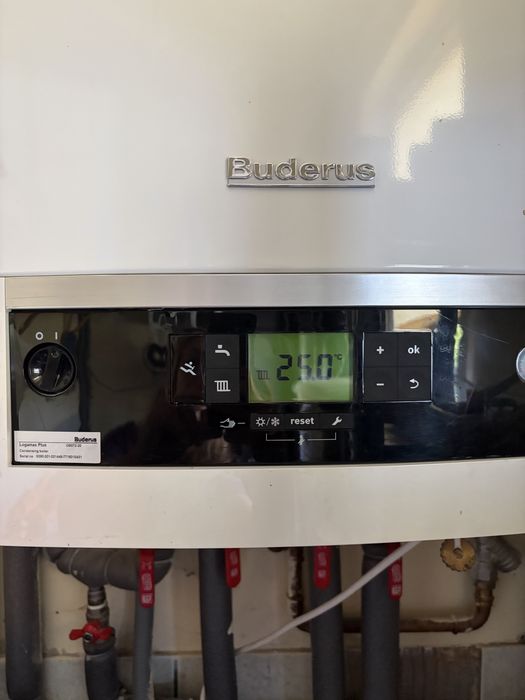Buderus piec gazowy sprawny Logamax Plus GB072 zasobnik 100l