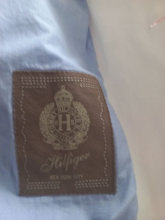 Blaser branco, da Tommy Hilfiger,tam. 52. Estado impecavel. Lindo
