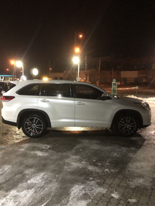 Авто на свадьбу, аренда авто с водителем, такси по всей Украине