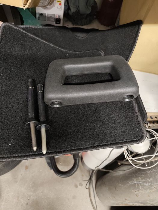 Zagłówek fotela fiat 126p