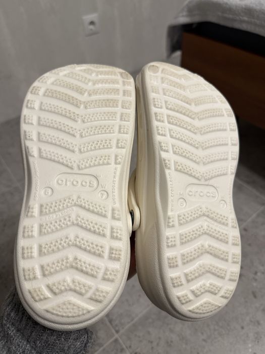 Нові! Оригінал! Crocs M5 W7 36-37 23.5-24 см колір білий