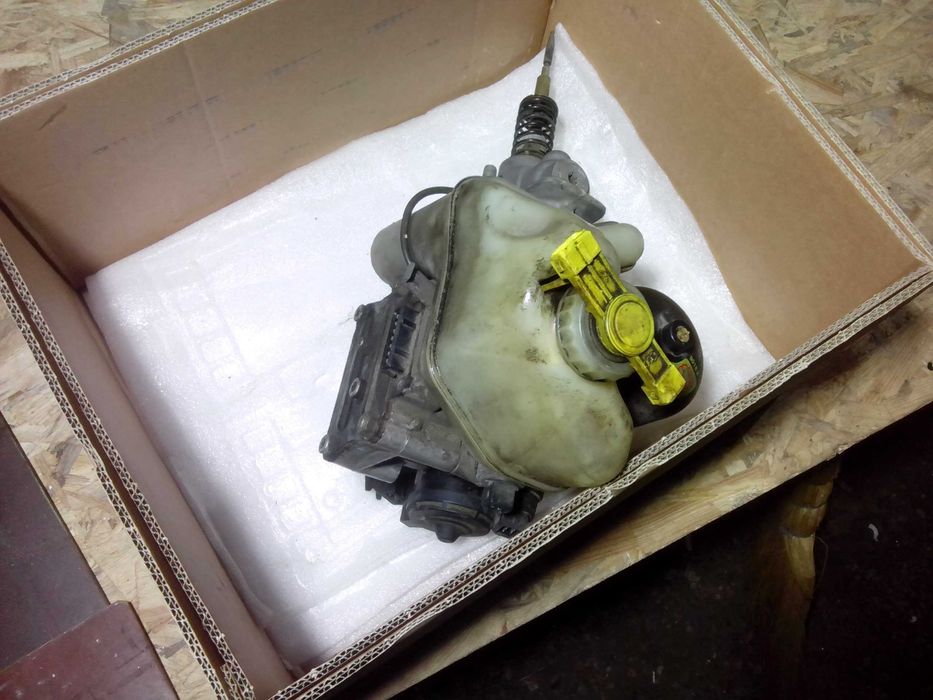 Форд Скорпио Главный тормозной цилиндр