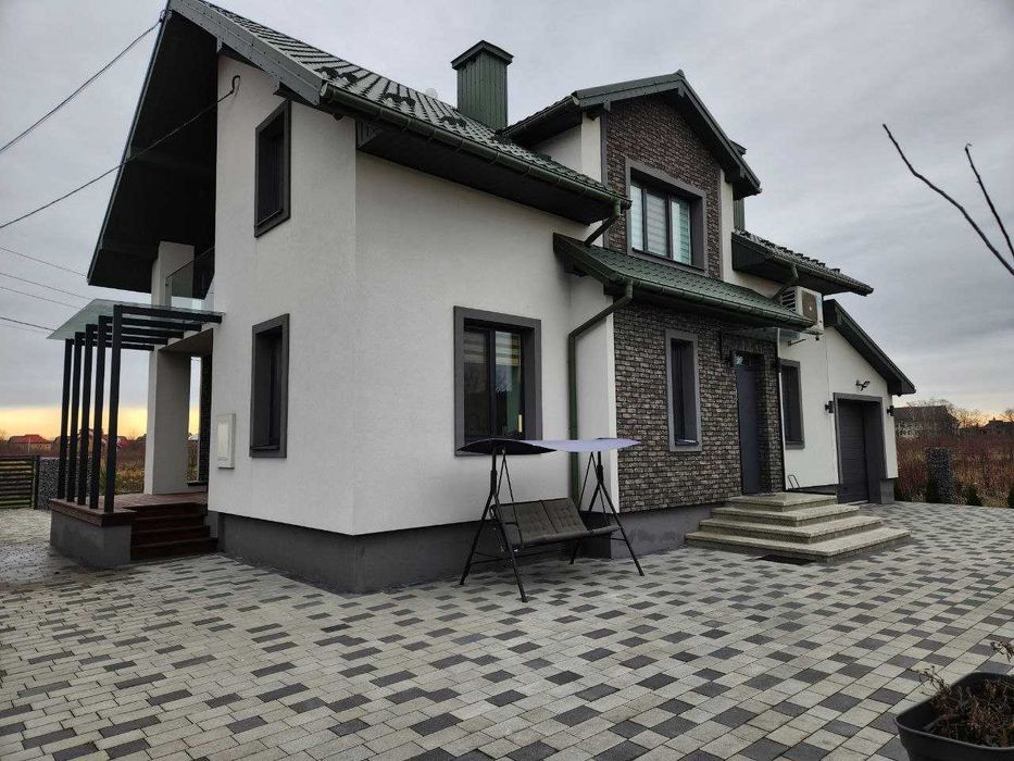 продаж елітно будинку в селі Ганусівка