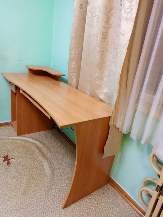 Стол компьютерный угловой