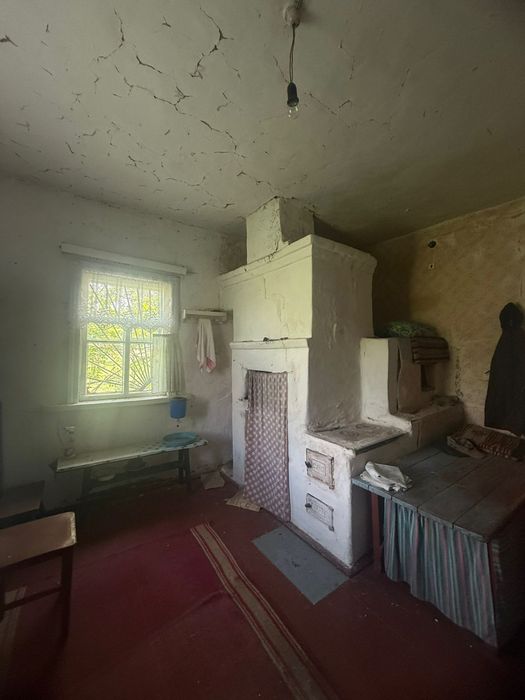 Продам будинок в селі Красилівка над трасою