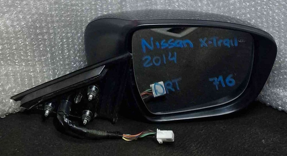Espelho Retrovisor Direito E4034237 - NISSAN X-TRAIL III