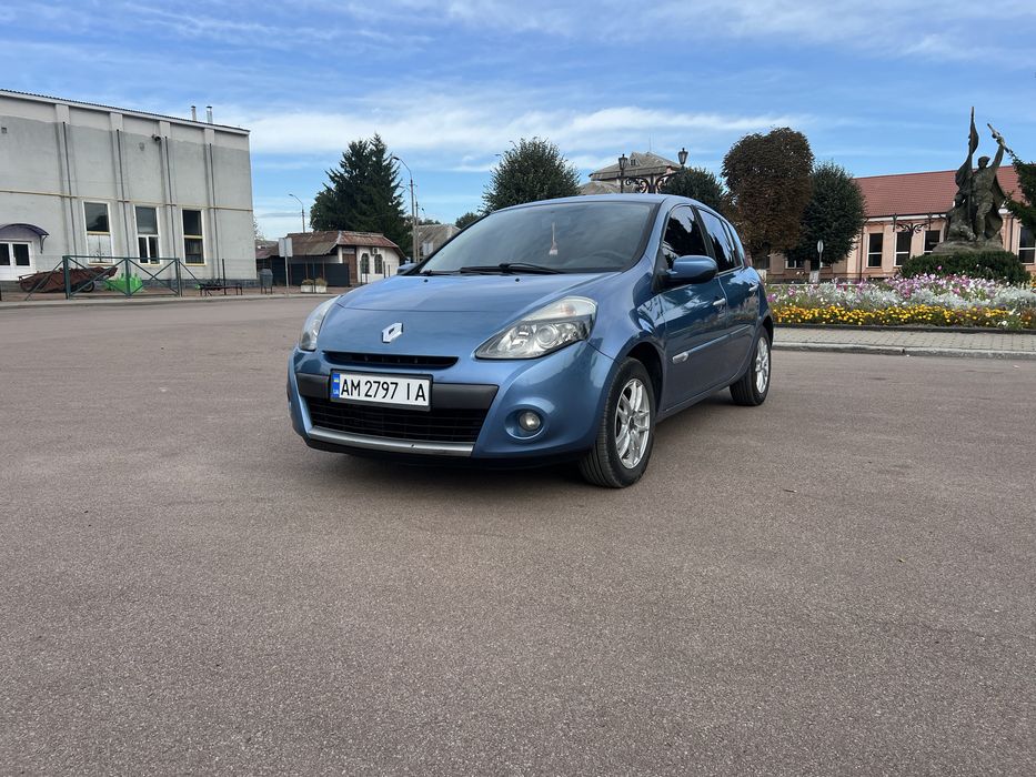 Renault Clio (2010).