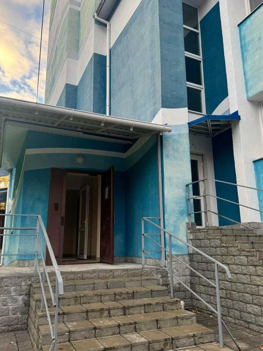 Продаж 2-х кімн кв-ри 54 м2, 3\5 новобудова, автон Савчука 7Д Чернігів